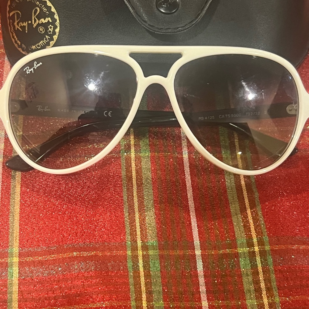Ray-Ban Cats Aviator sunglasses